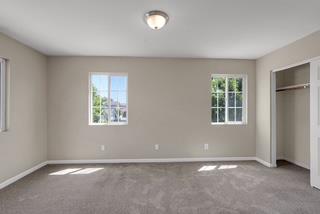 402 Hallman Ln, Oakdale, CA 95361
