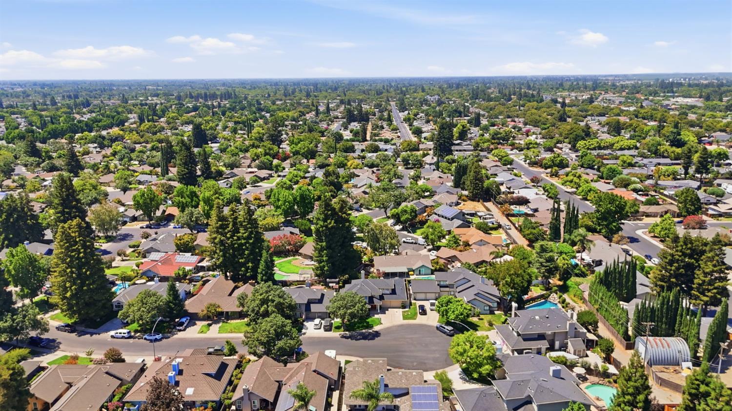 3221 Lakeshore Ct, Modesto, CA 95355