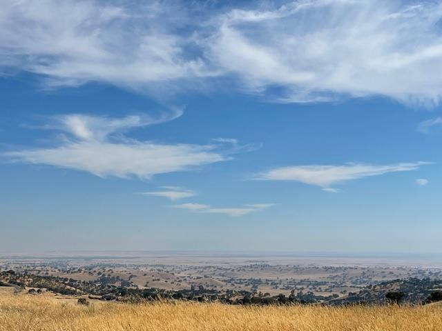 9784 Banderilla Dr, La Grange, CA 95329