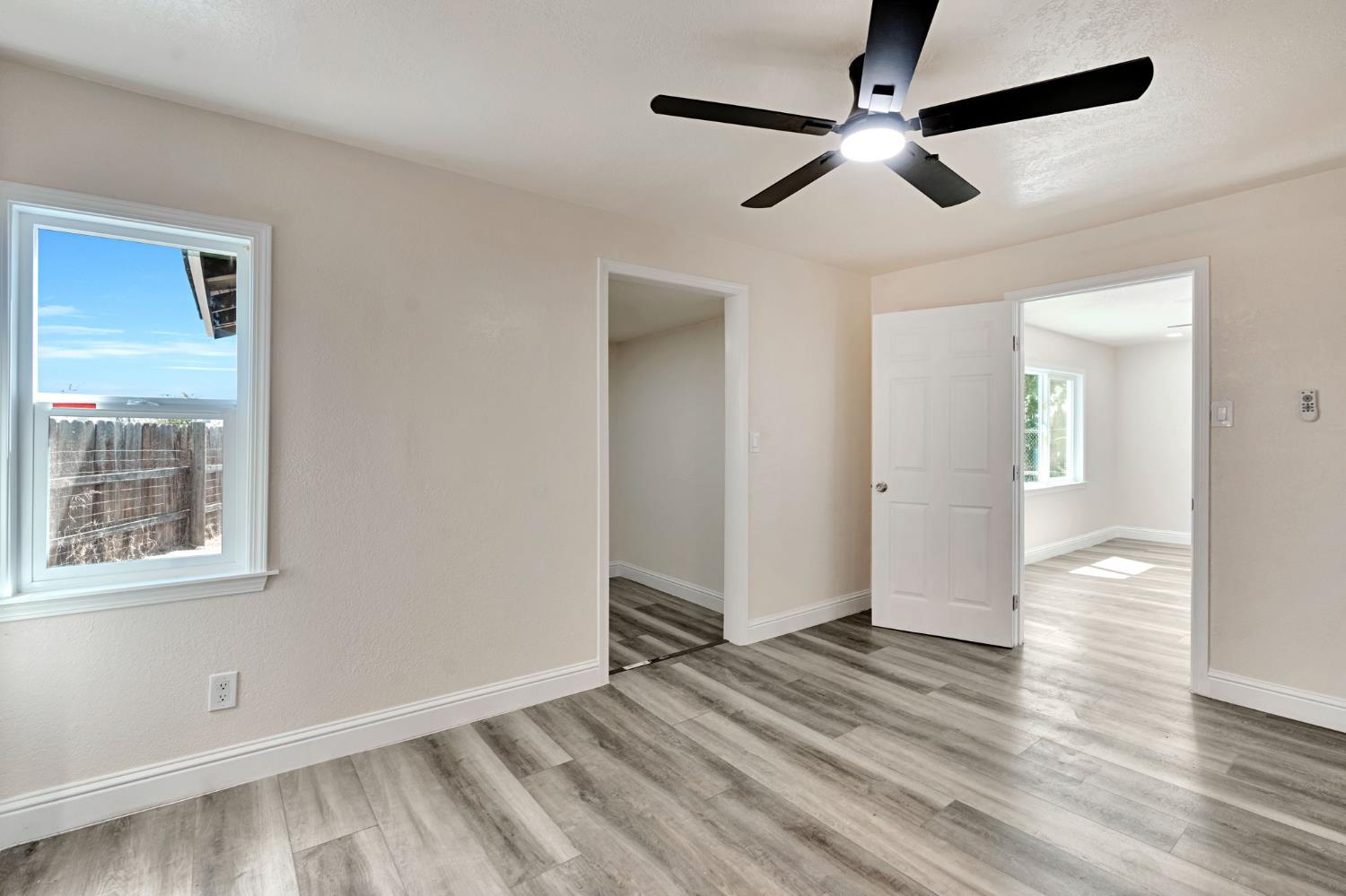 15760 Raymond Rd, Madera, CA 93638