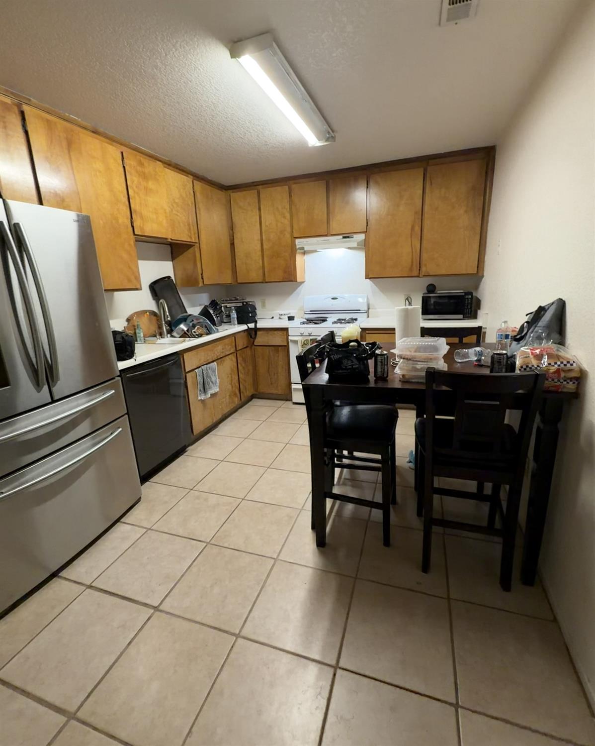 12317 Bentley units 12 & 3 St, Waterford, CA 95386