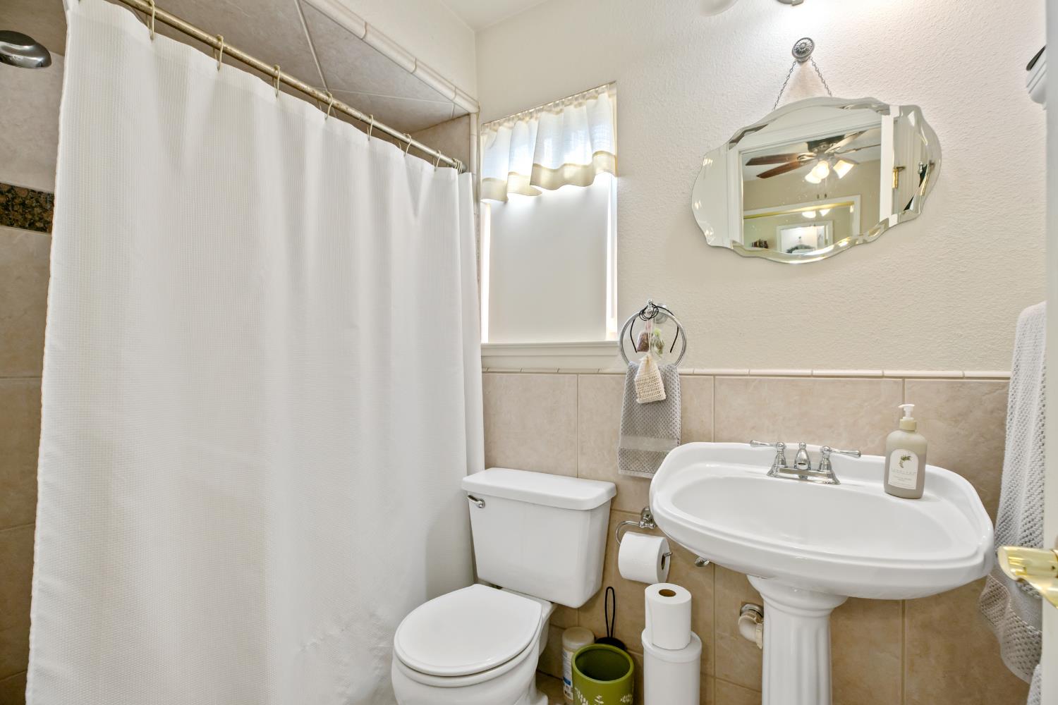 2905 Rosewood Ave, Ceres, CA 95307