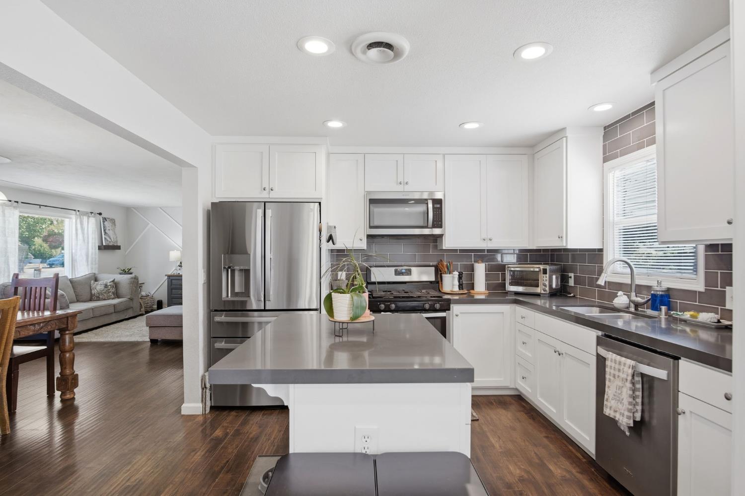 1020 ALPHA Rd, Turlock, CA 95380
