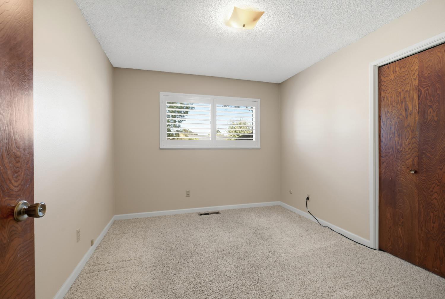 3320 Alta Way, Modesto, CA 95350