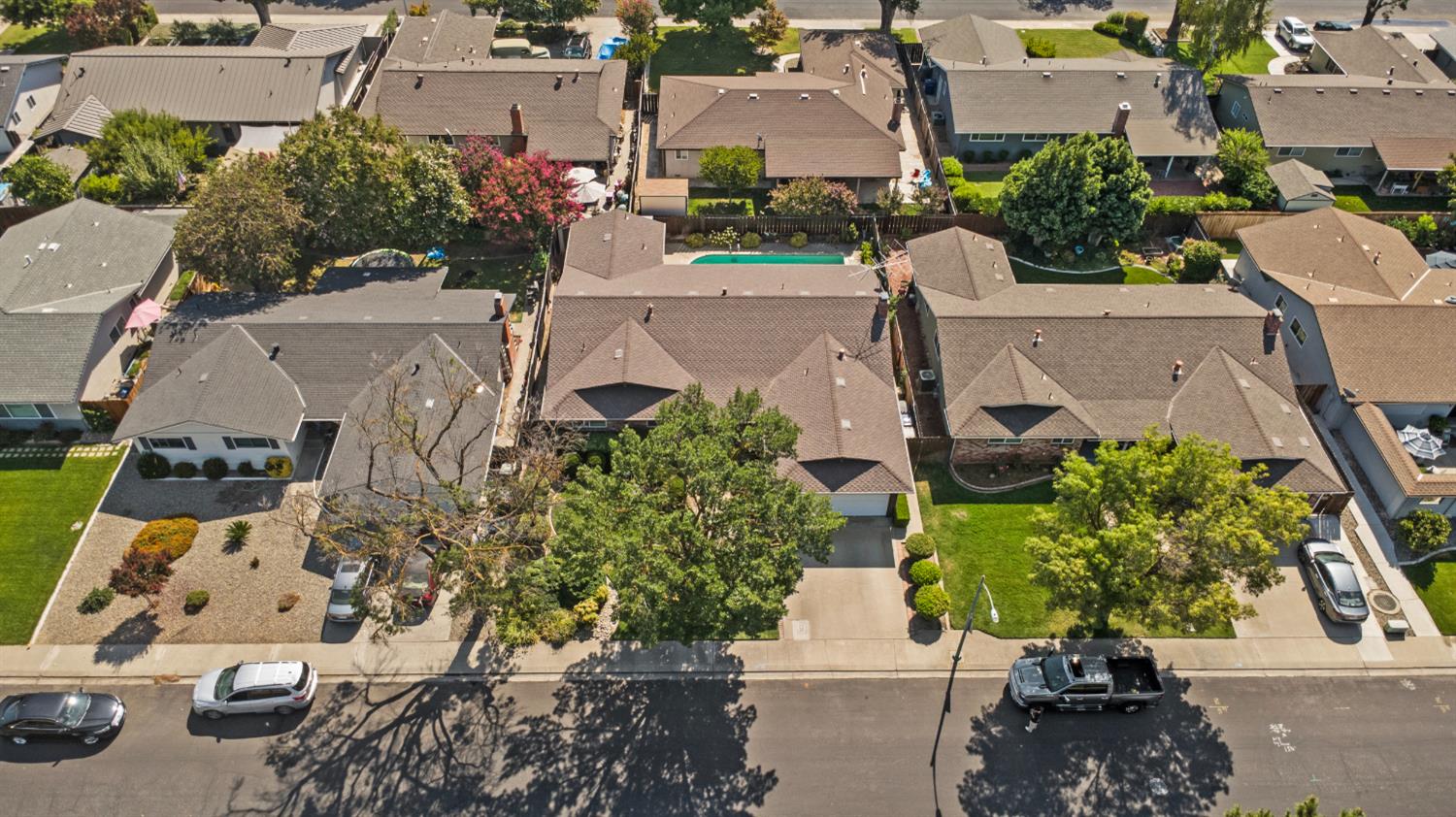 3320 Alta Way, Modesto, CA 95350