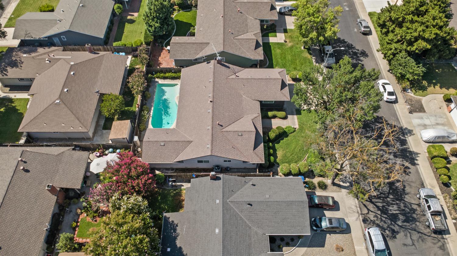 3320 Alta Way, Modesto, CA 95350