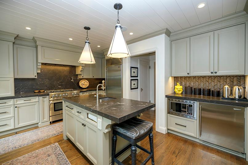 923 Magnolia Ave, Modesto, CA 95350