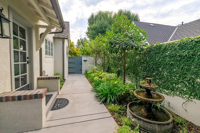 923 Magnolia Ave, Modesto, CA 95350