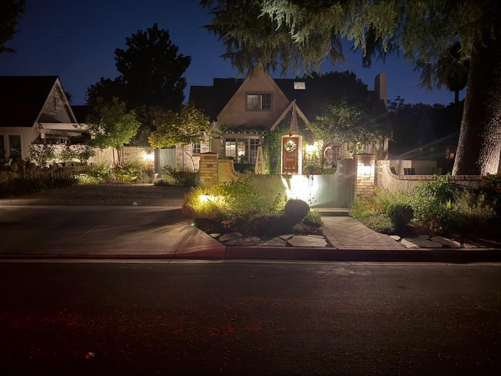 923 Magnolia Ave, Modesto, CA 95350