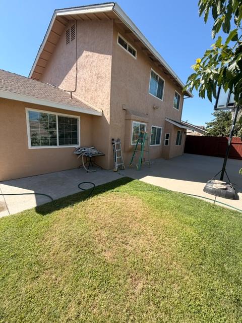 846 Wycliffe Dr, Livingston, CA 95334