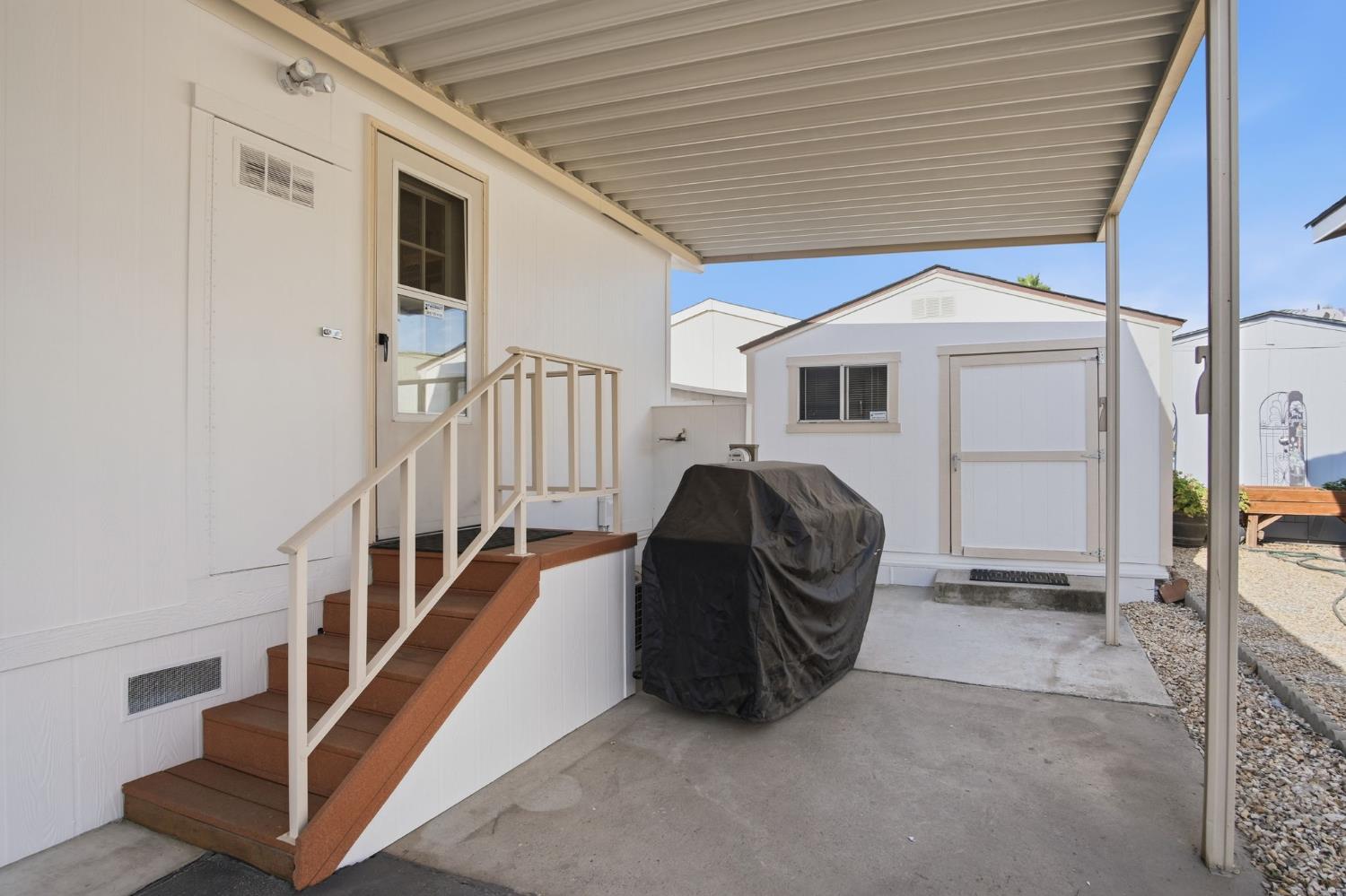 2621 Prescott Rd #251, Modesto, CA 95350