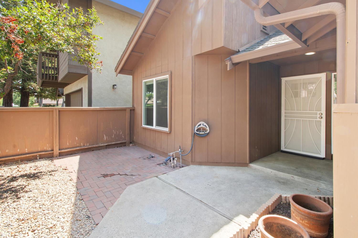 1828 Oak Leaf Dr, Modesto, CA 95354