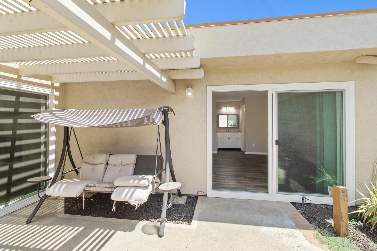 1828 Oak Leaf Dr, Modesto, CA 95354