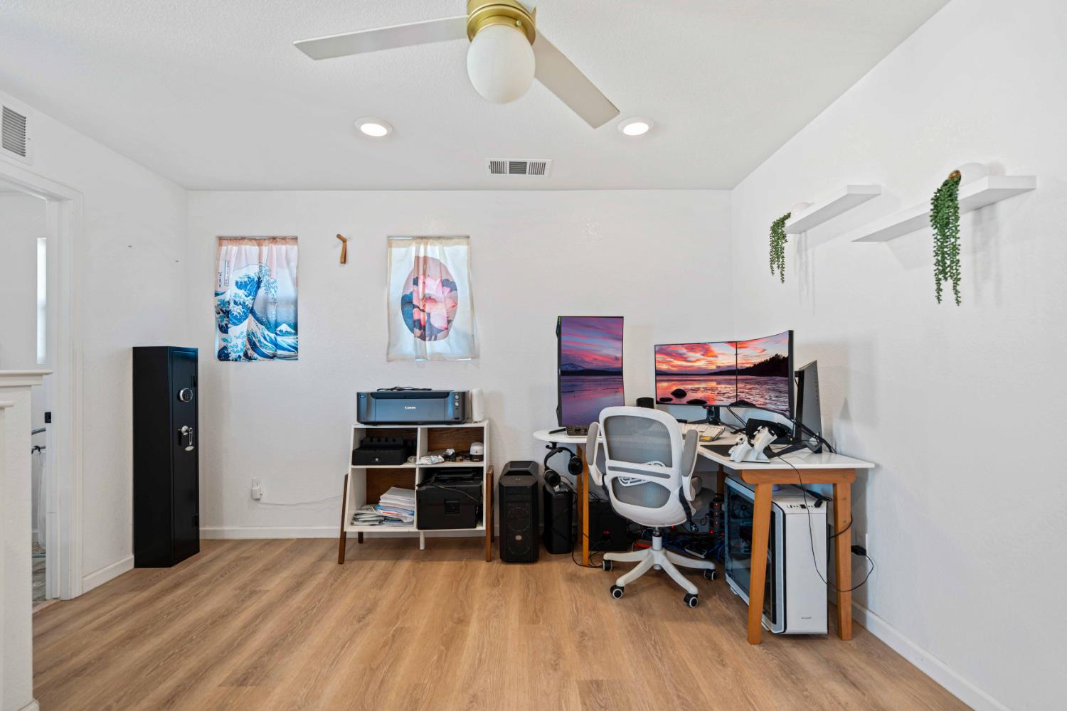 1765 W Woodward Ave, Manteca, CA 95337