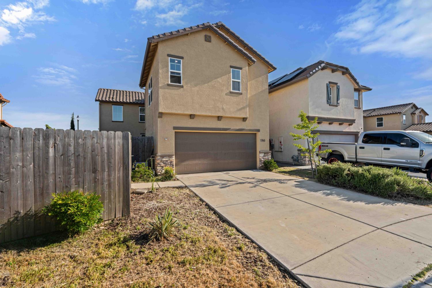 1765 W Woodward Ave, Manteca, CA 95337