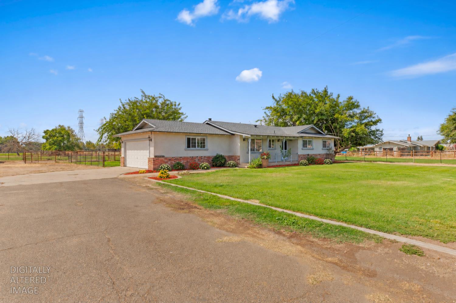 3660 Van Dusen Ave, Riverbank, CA 95367