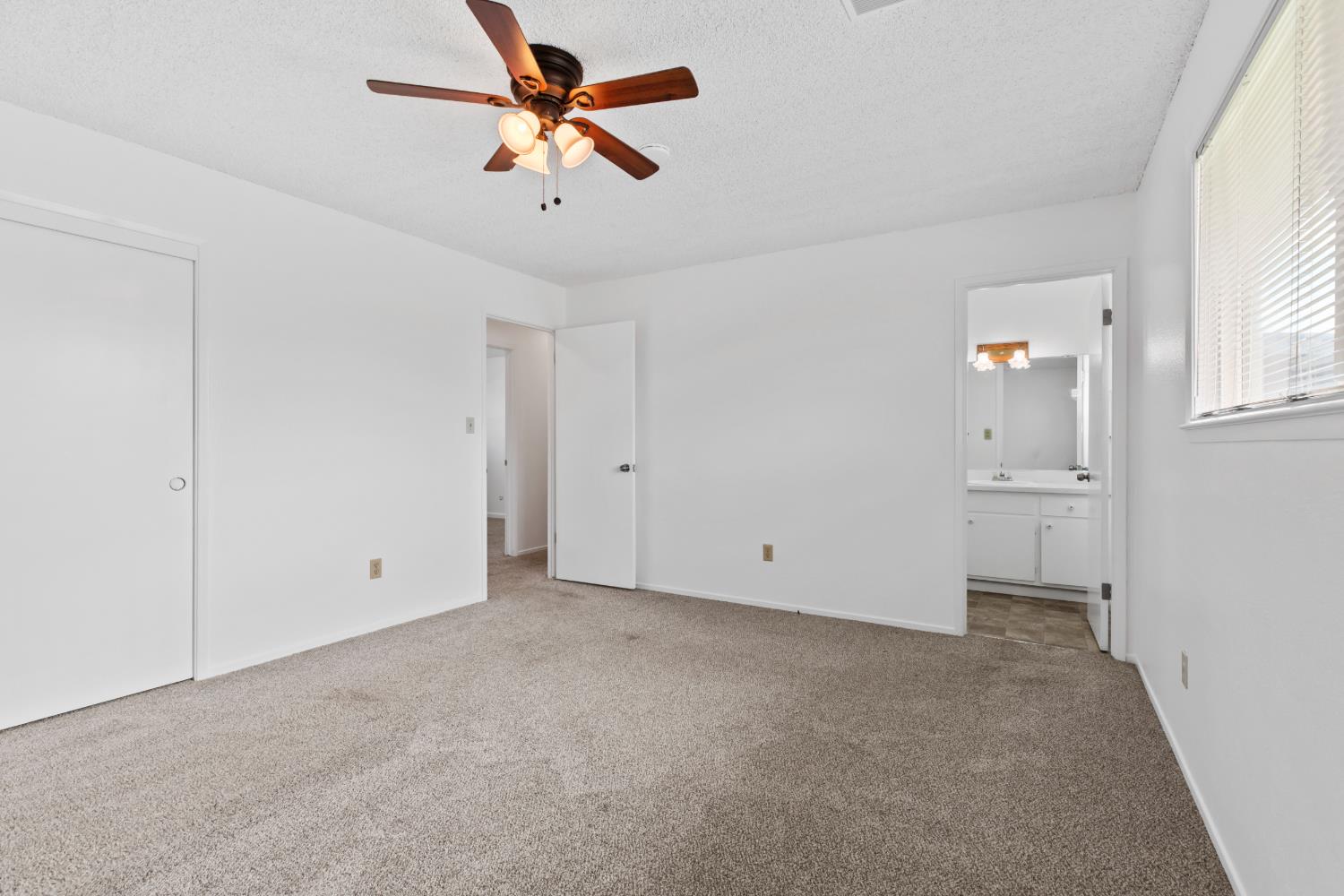 3660 Van Dusen Ave, Riverbank, CA 95367