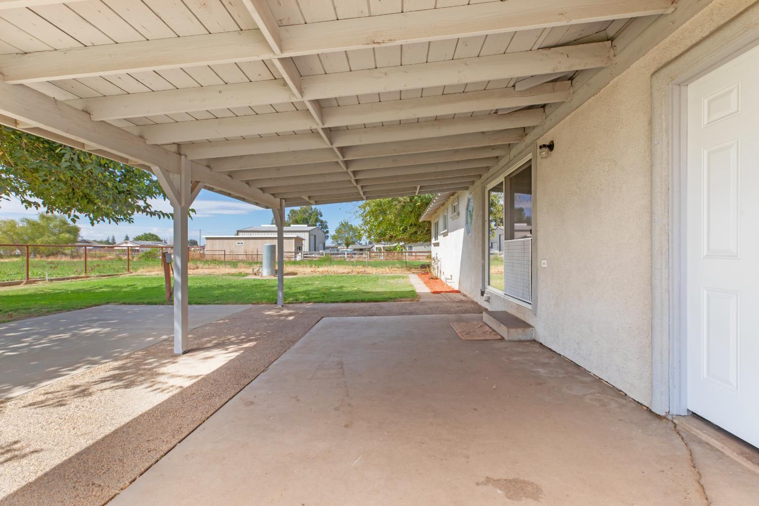 3660 Van Dusen Ave, Riverbank, CA 95367