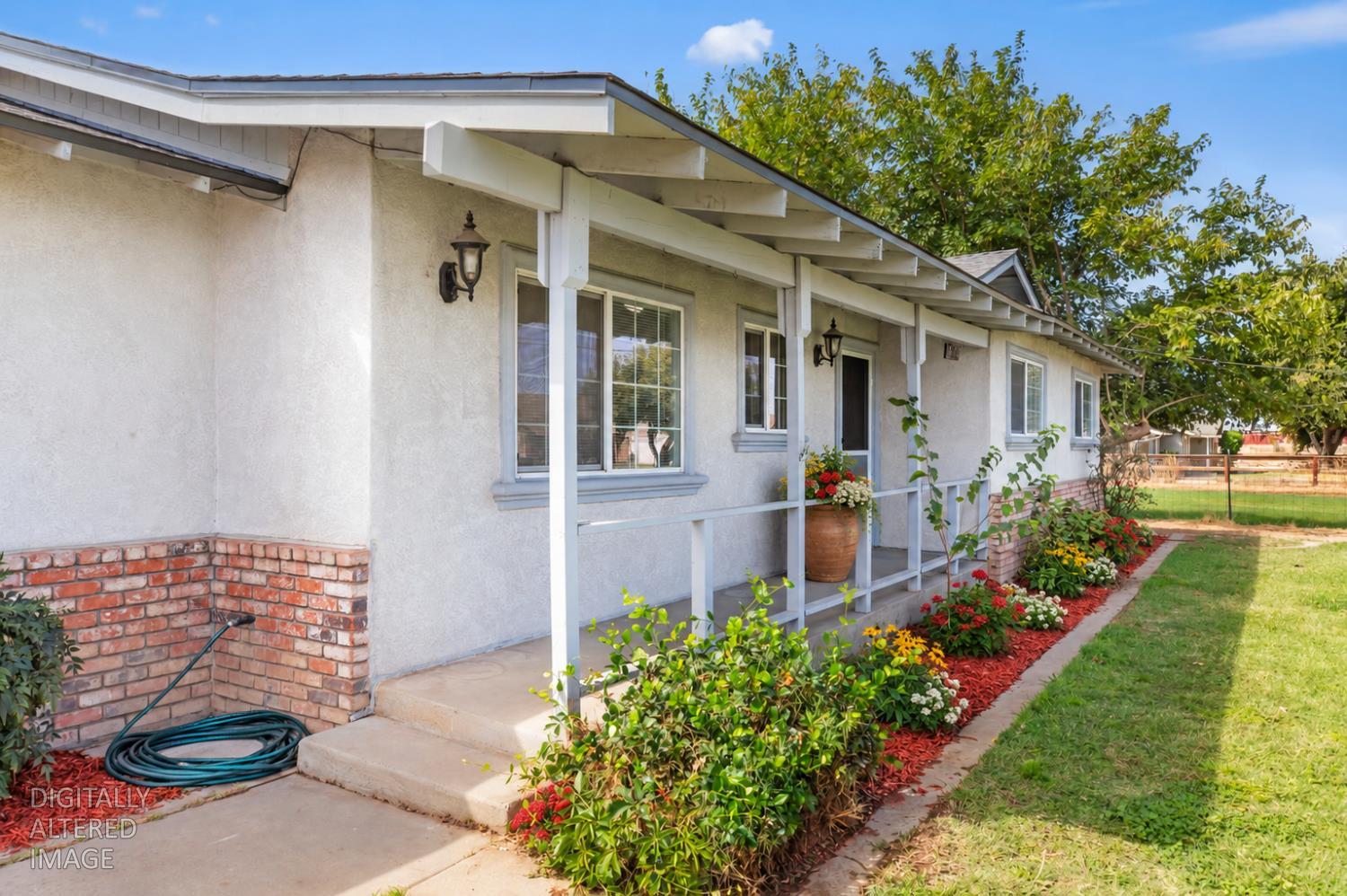 3660 Van Dusen Ave, Riverbank, CA 95367