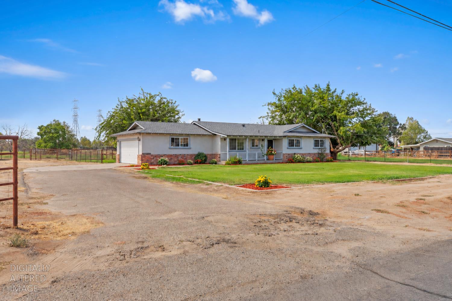 3660 Van Dusen Ave, Riverbank, CA 95367