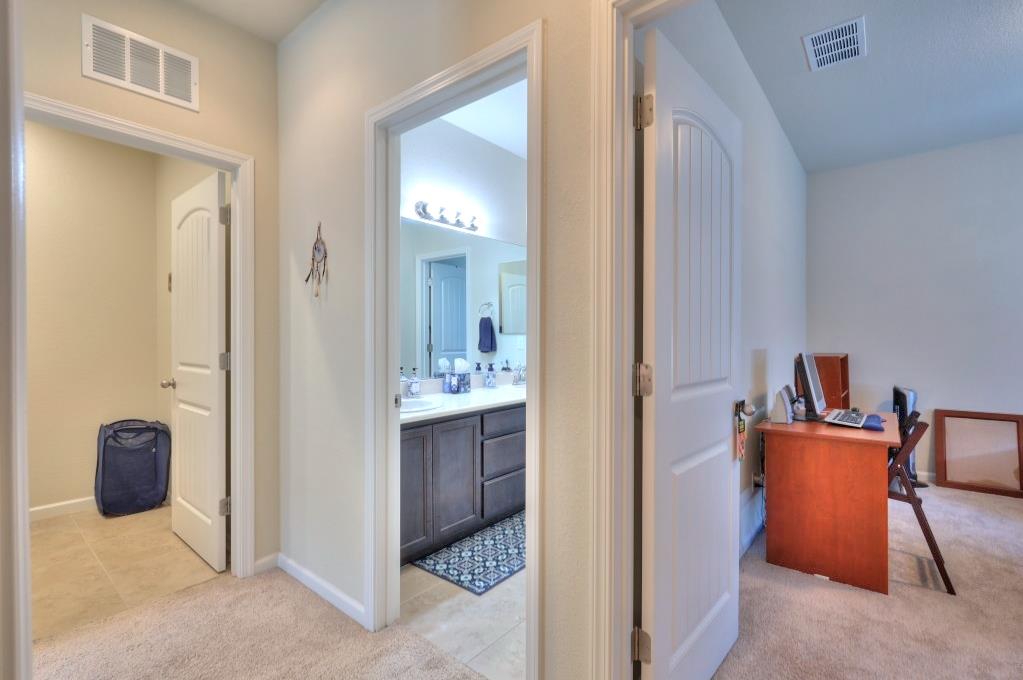 3928 Purple Finch Ln, Modesto, CA 95355