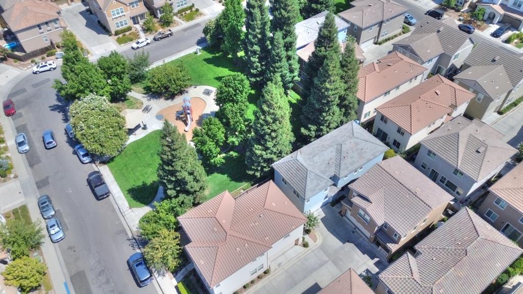 3928 Purple Finch Ln, Modesto, CA 95355