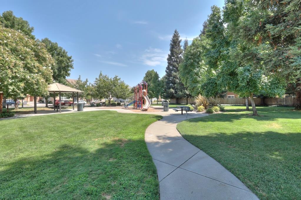 3928 Purple Finch Ln, Modesto, CA 95355