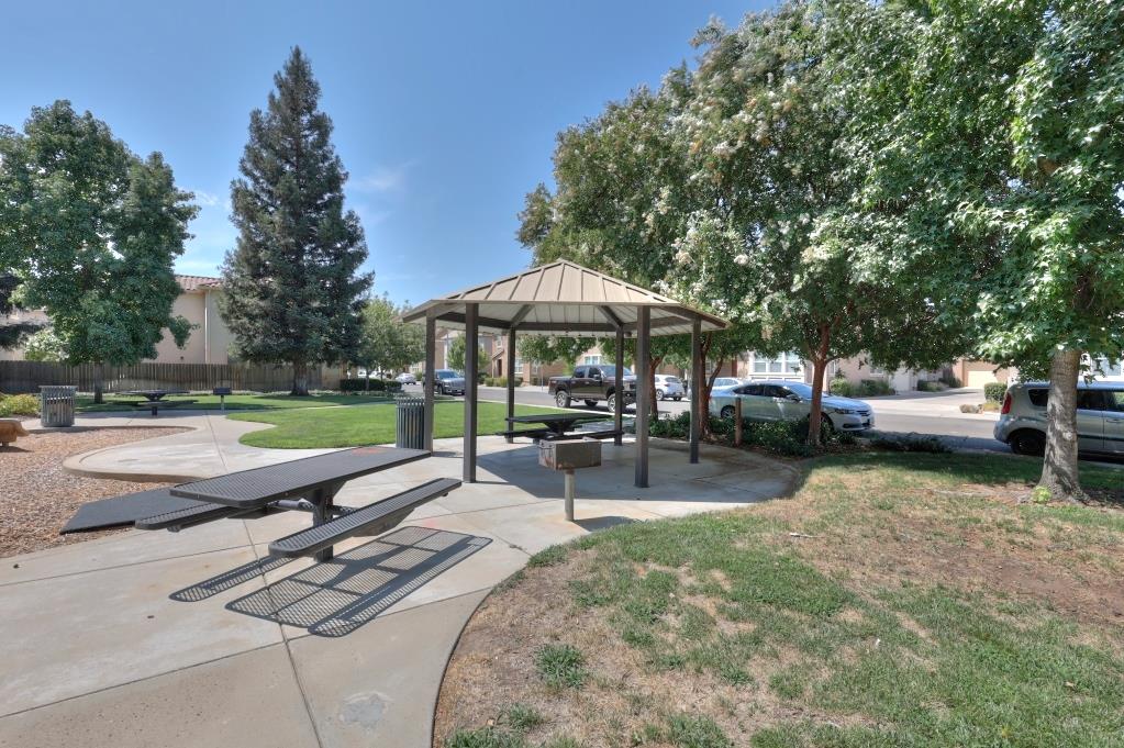 3928 Purple Finch Ln, Modesto, CA 95355