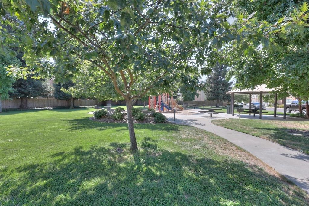 3928 Purple Finch Ln, Modesto, CA 95355