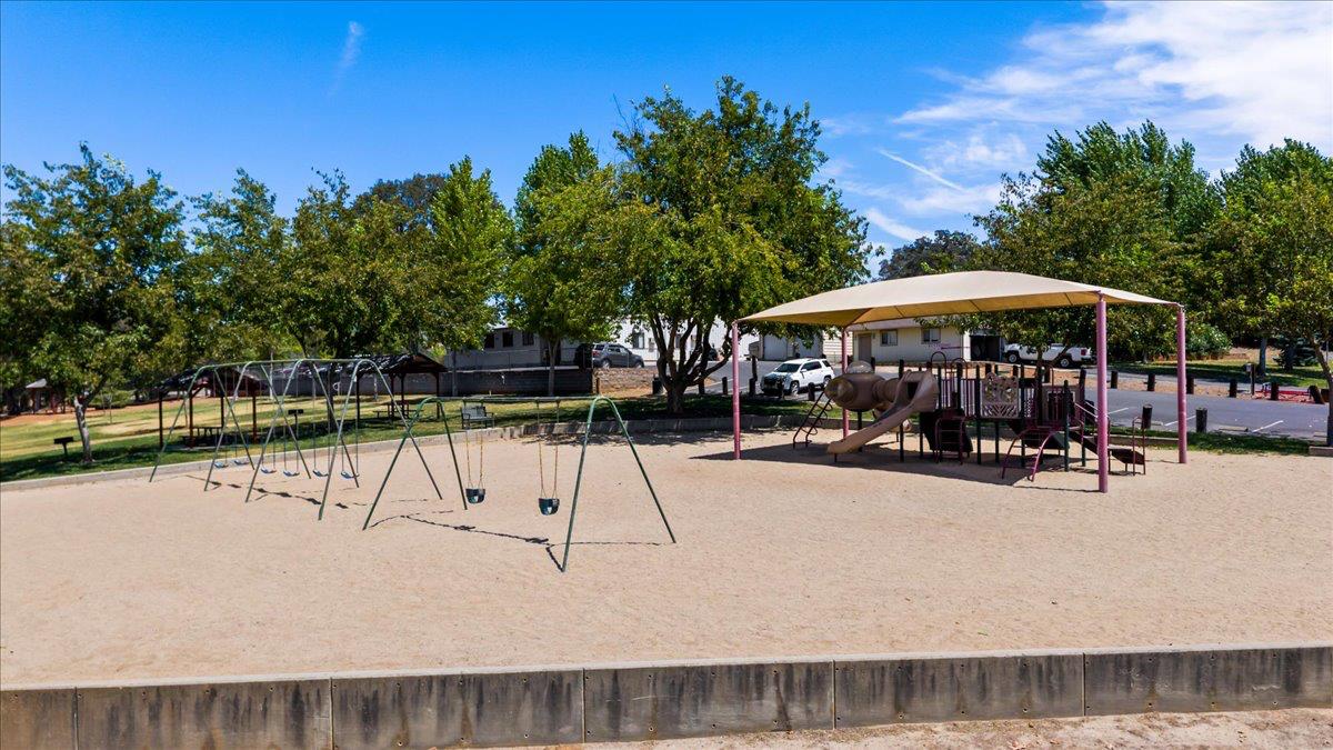 2016 Teepee Ct, Copperopolis, CA 95228