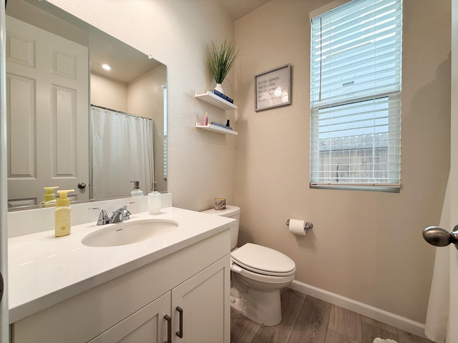 2856 Pixley Ct, Manteca, CA 95337