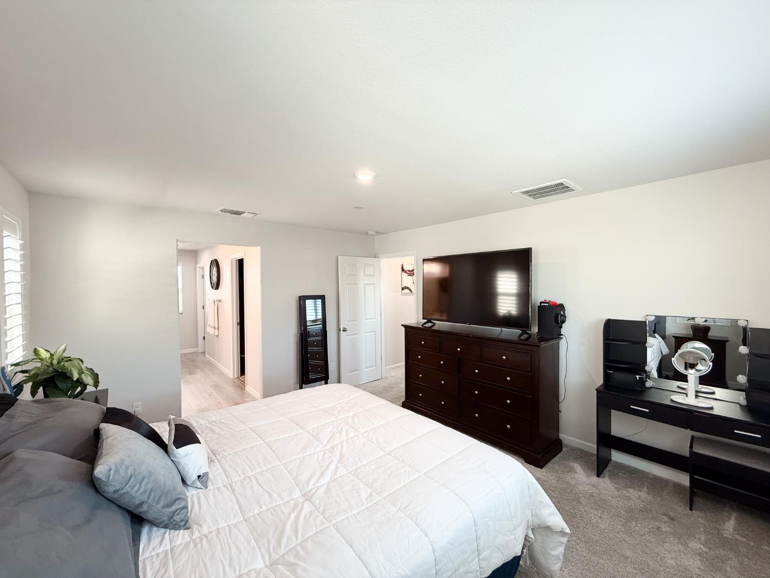 2856 Pixley Ct, Manteca, CA 95337