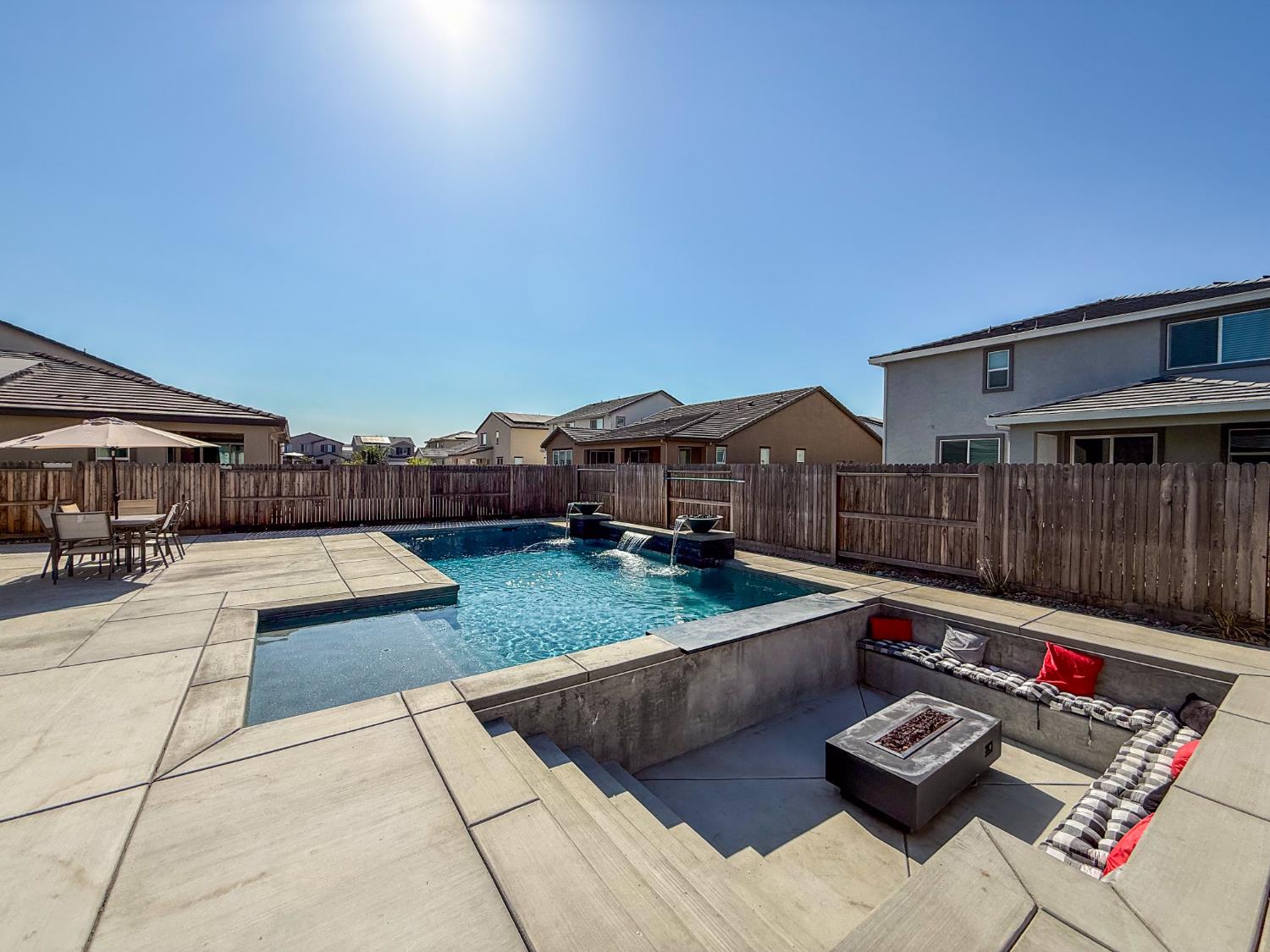2856 Pixley Ct, Manteca, CA 95337