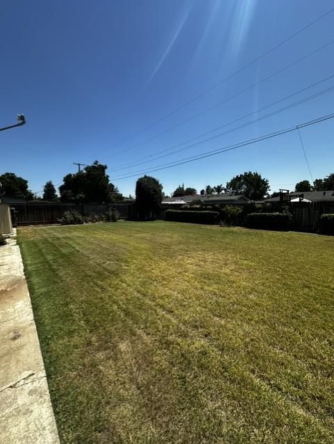 1608 Thorsen Ave, Modesto, CA 95355