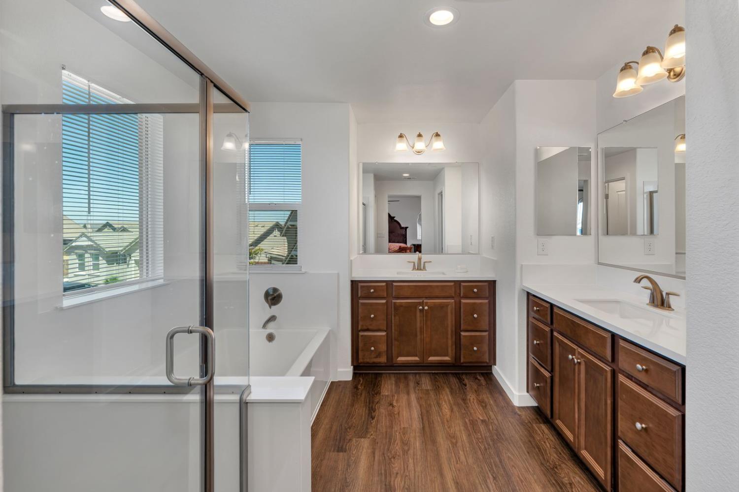 1856 Morro Ct, Los Banos, CA 93635