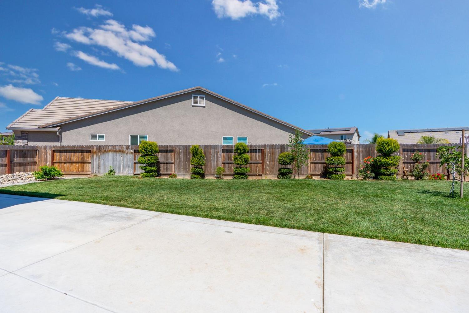 1856 Morro Ct, Los Banos, CA 93635
