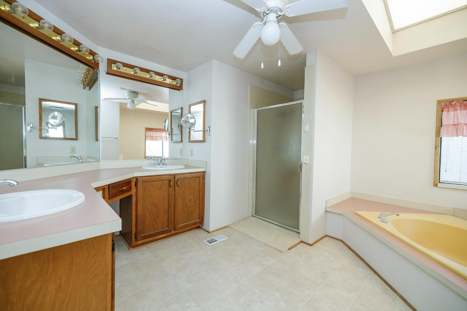 500 N Tully rd #31, Turlock, CA 95380