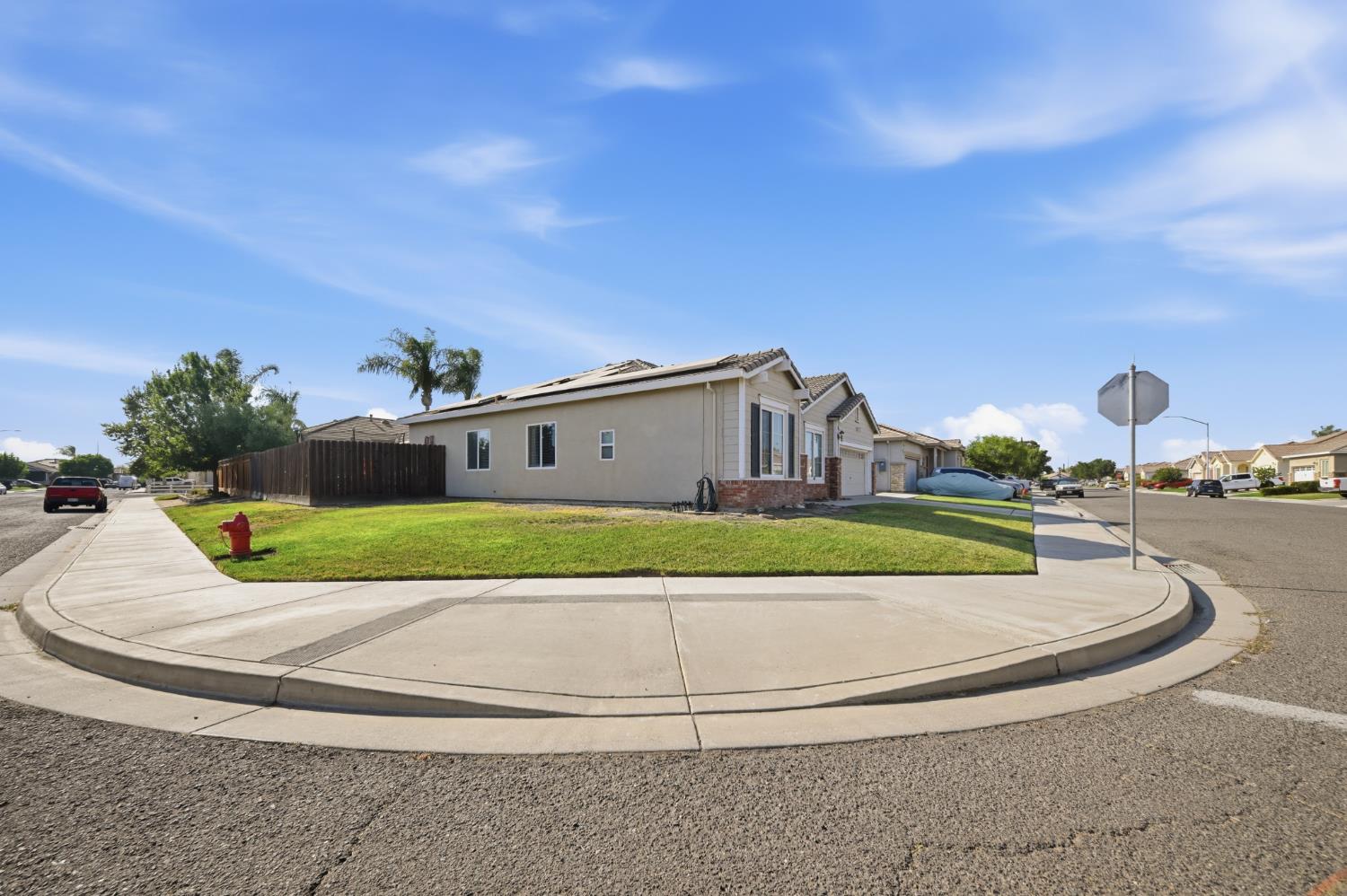 1635 Dutch Corner Dr, Newman, CA 95360