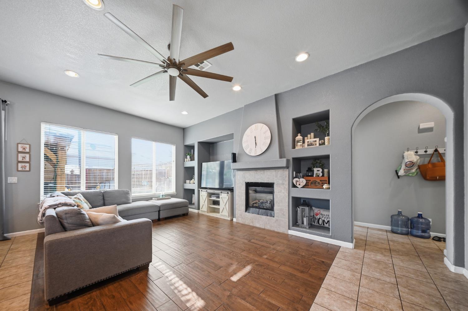 1635 Dutch Corner Dr, Newman, CA 95360