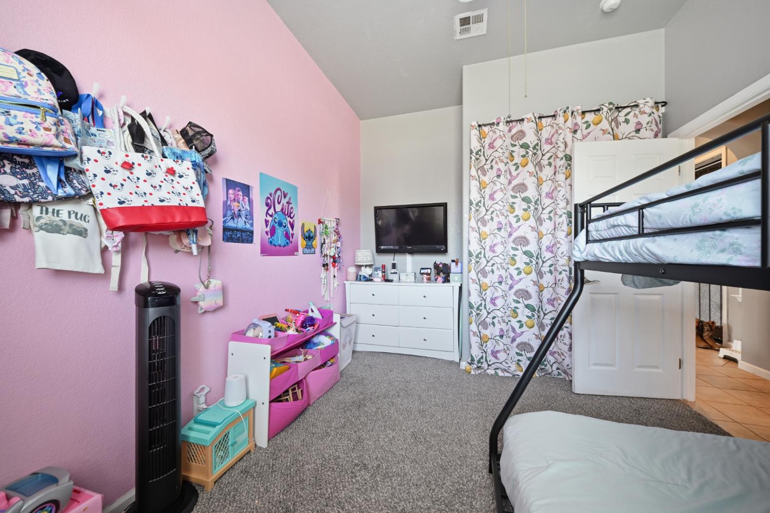 1635 Dutch Corner Dr, Newman, CA 95360
