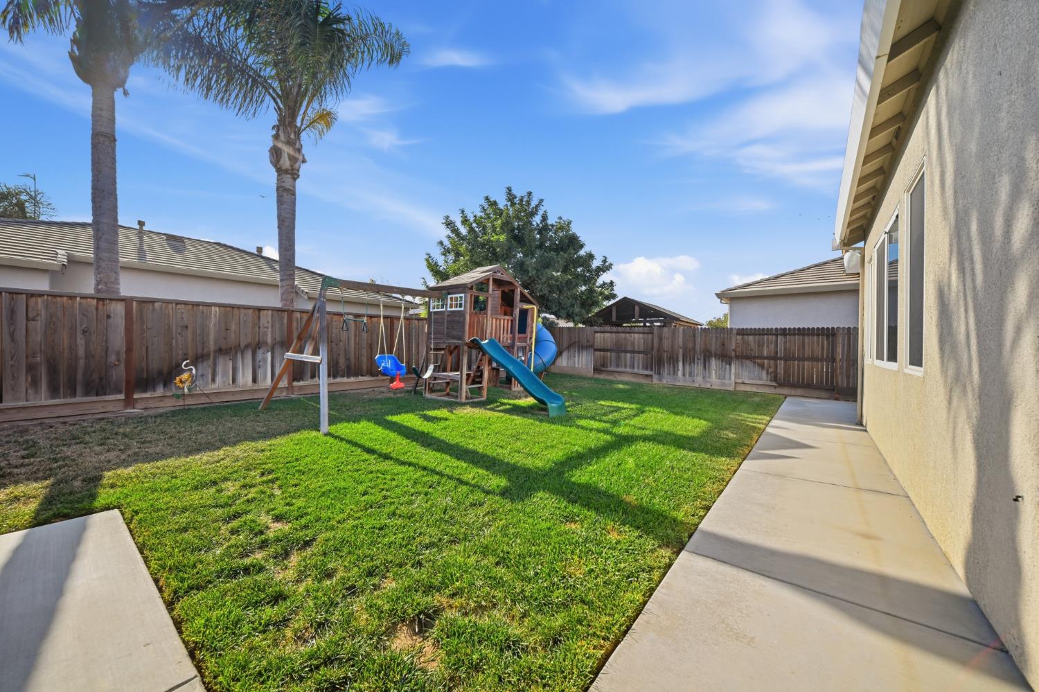 1635 Dutch Corner Dr, Newman, CA 95360