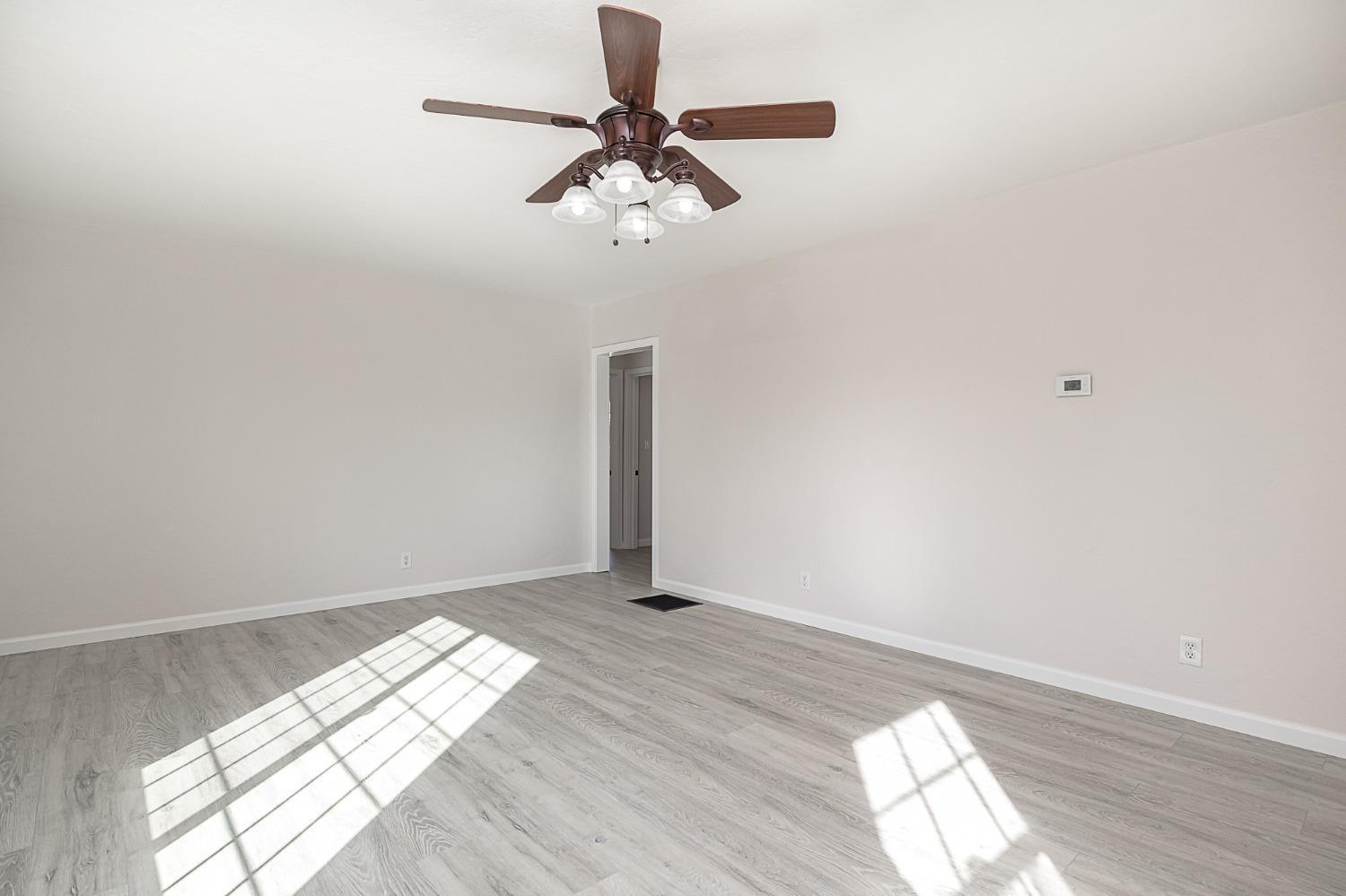 921 W 4th street, Ripon, CA 95366