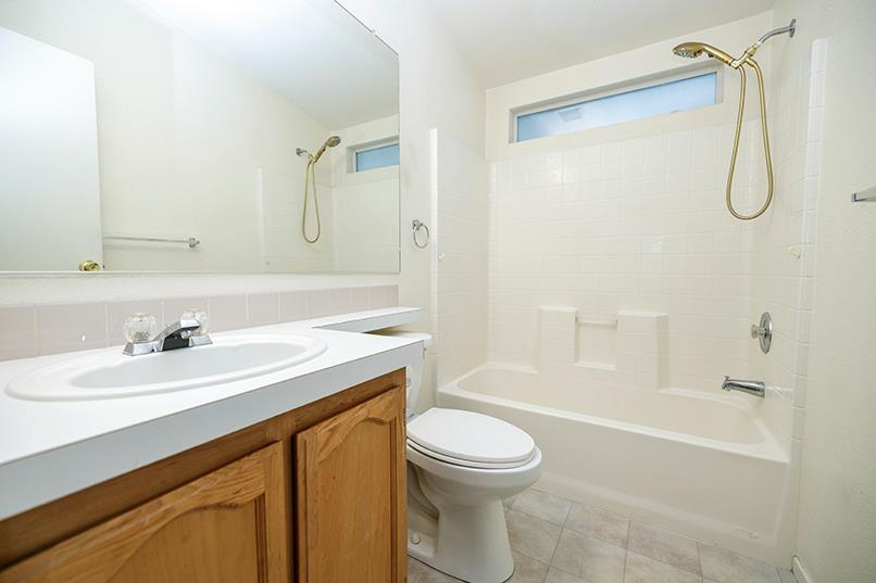 2505 Jackson Ave #154, Escalon, CA 95320