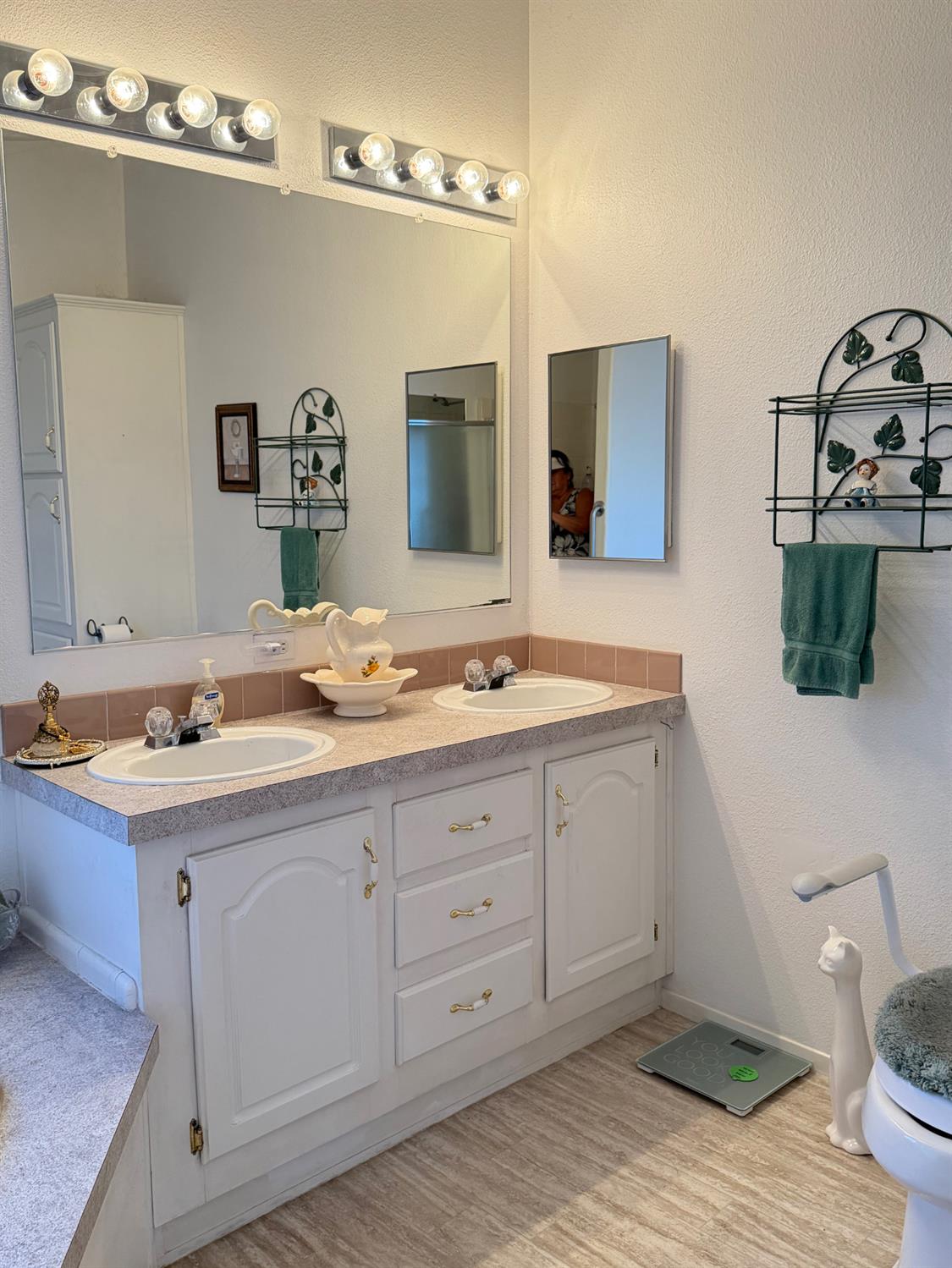 500 N Tully Rd #44, Turlock, CA 95380