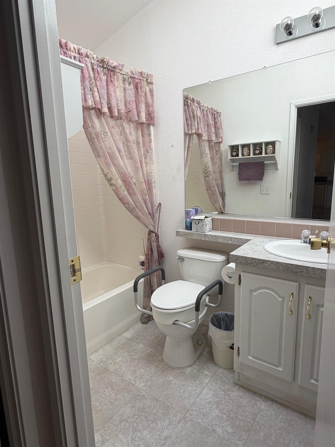 500 N Tully Rd #44, Turlock, CA 95380