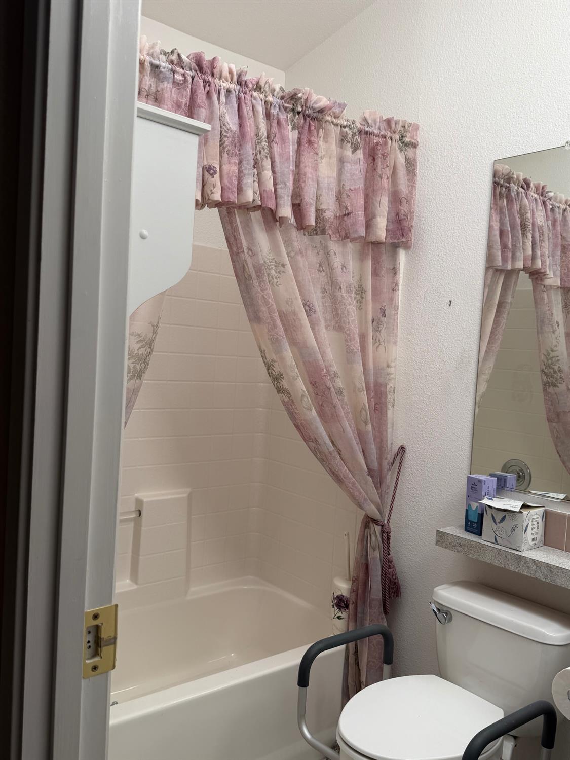 500 N Tully Rd #44, Turlock, CA 95380