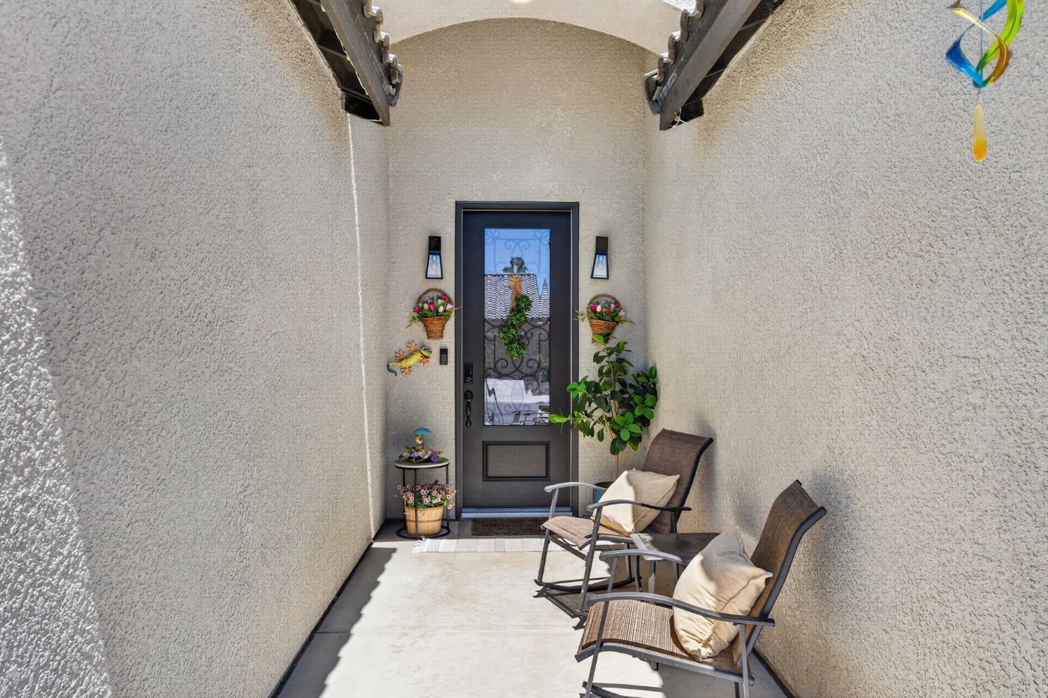 897 Gunnison Dr, Madera, CA 93638