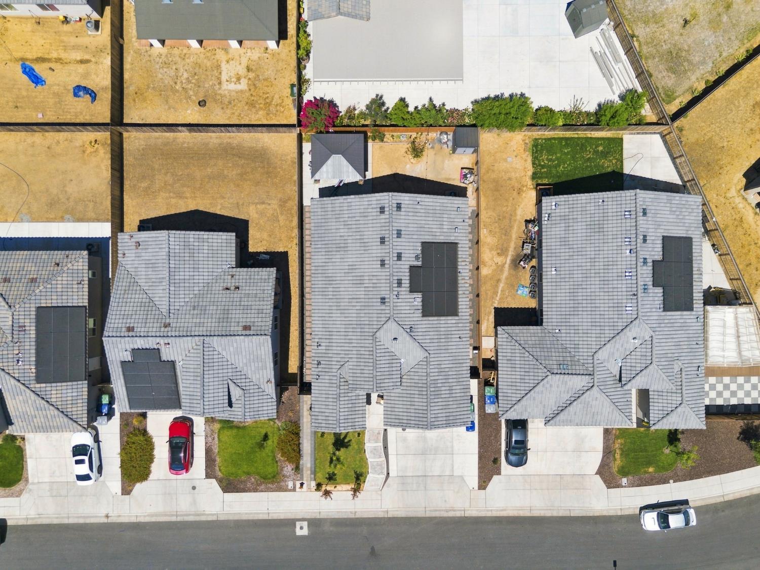 897 Gunnison Dr, Madera, CA 93638