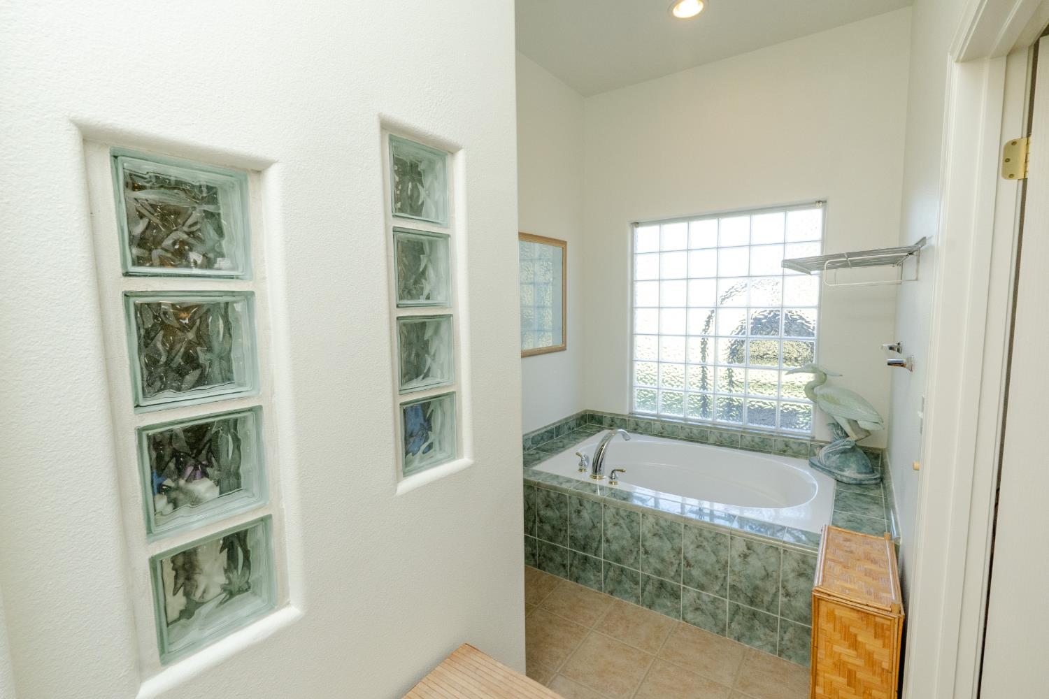 6643 Desert Springs, Chowchilla, CA 93610