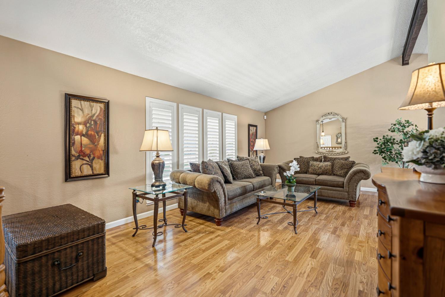 2109 Graywood Ct, Modesto, CA 95355